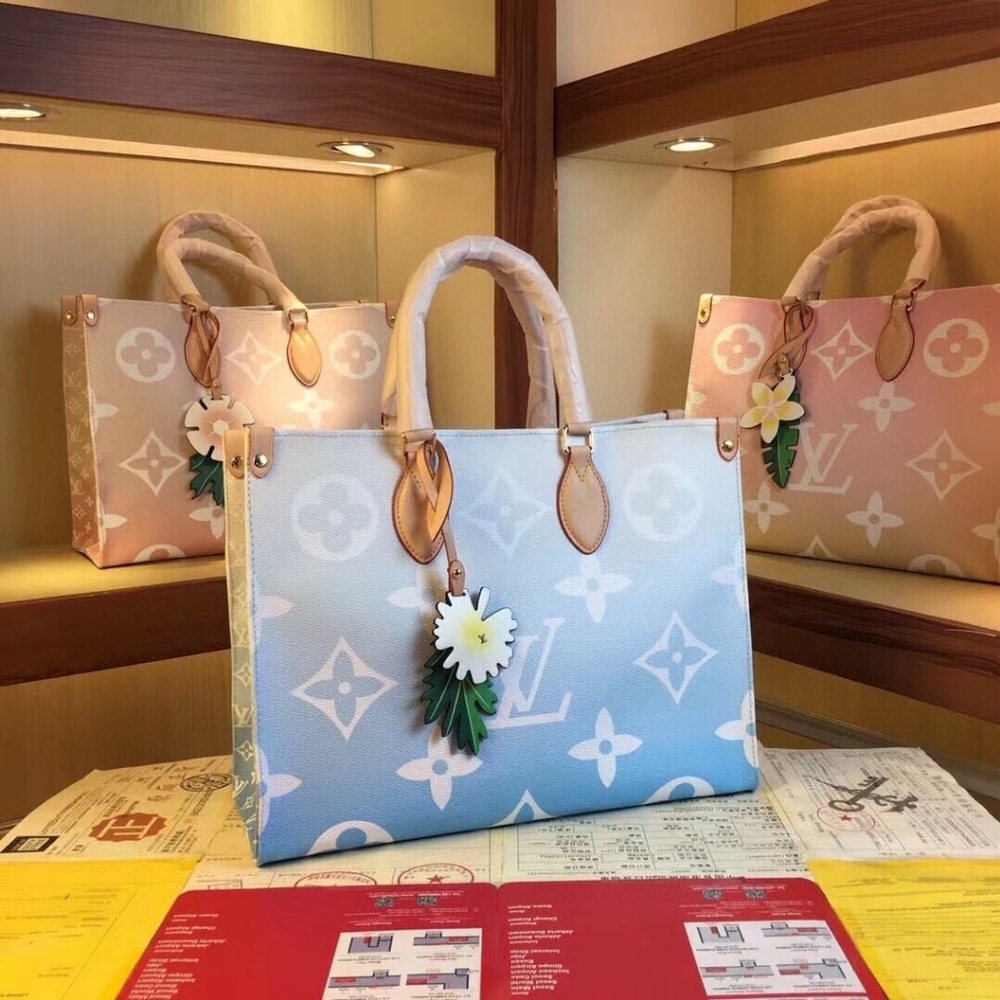 <AUTHENTIC>Louis Vuitton bag - image 2